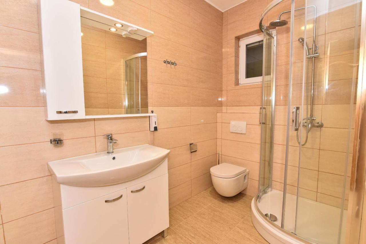 Apartment Sana 1 Vir Dış mekan fotoğraf